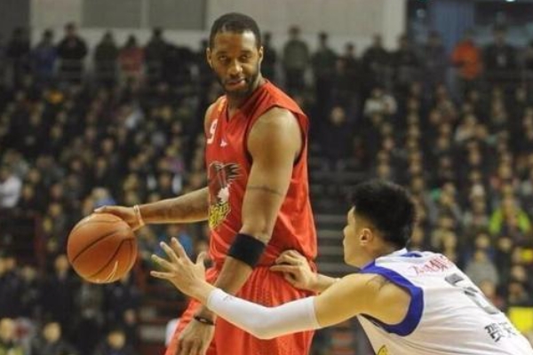CBA歷史上哪位外援給中國球隊帶來(lái)最大幫助？